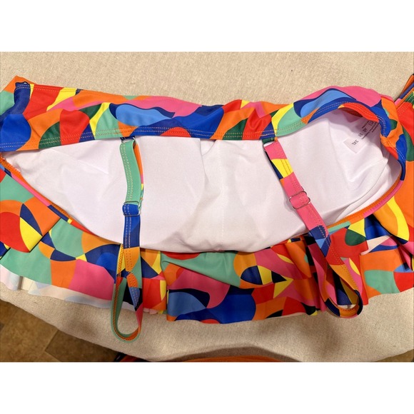 Shein Multi-Colored Geometric Two Piece Swimming Swimsuit Bathing Suit Size 3XL - Picture 3 of 10
